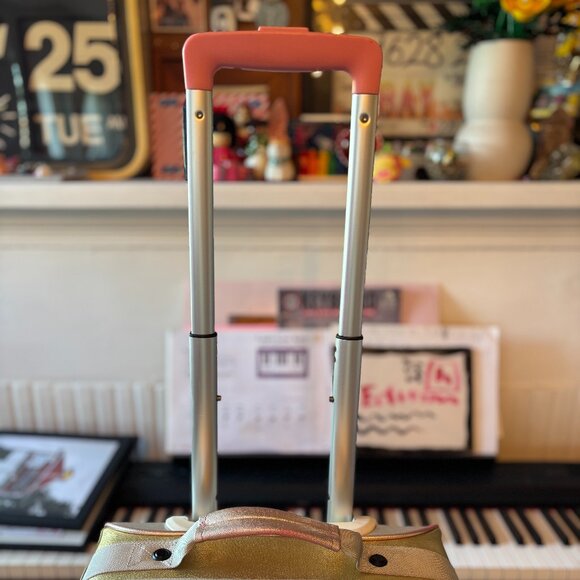 Gently Used: State-Logan Carry On - Picture 4 of 12